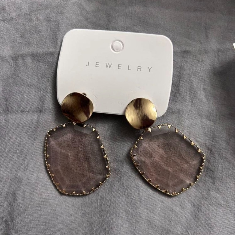Champagne Geometric Drop Earrings NEW 🏷️ - Picture 3 of 6